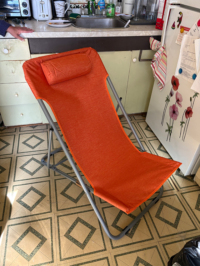 2 chaises longues extérieures transats, valeur $200
