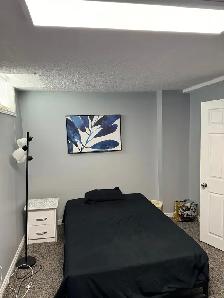 Furnished Bedroom for Rent (Available Nov 1s) - Mavis & Eglinton