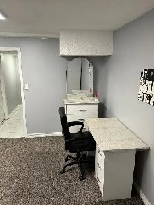 Furnished Bedroom for Rent (Available Nov 1s) - Mavis & Eglinton - Photo 5