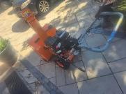 Yardmax Snowblower like new