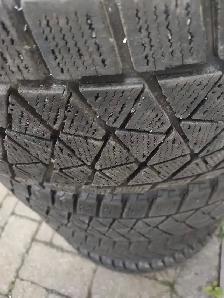 -4 pneus hiver Bridgestone Blizzak 245-60R18 excellent état - Photo 2