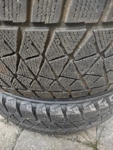 -4 pneus hiver Bridgestone Blizzak 245-60R18 excellent état - Photo 4