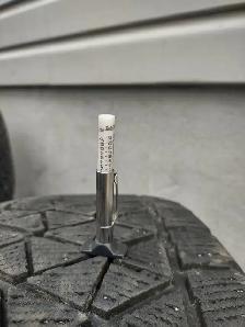 -4 pneus hiver Bridgestone Blizzak 245-60R18 excellent état - Photo 8