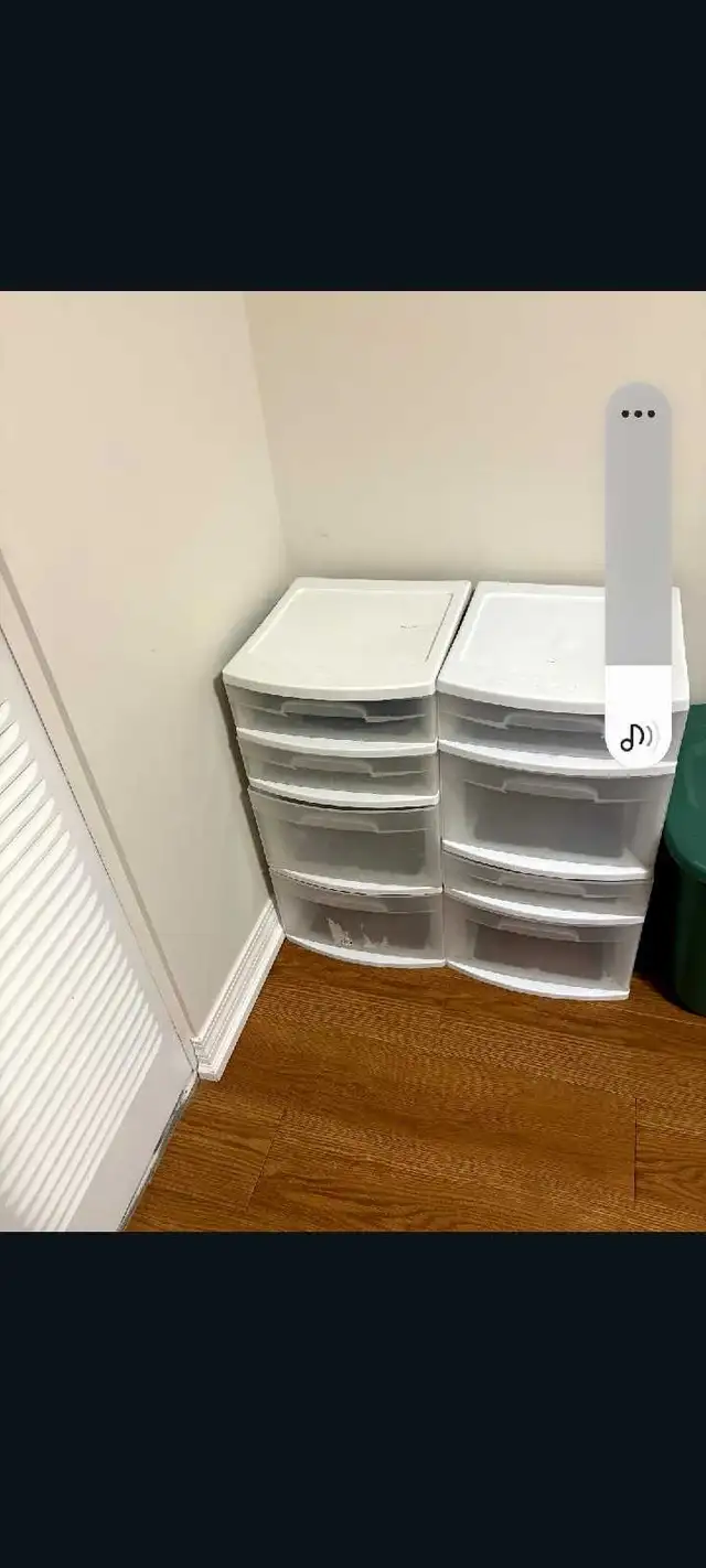 Plastic drawers bin