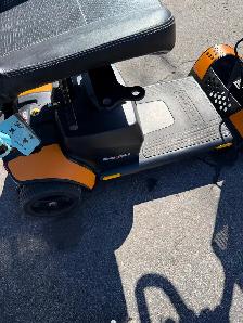 2024 Go Go Scooter/ New condition - Photo 2