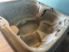 BRAND NEW JACUZZI 4–5 PERSON HOT TUB – ONLY $6,888!