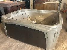 BRAND NEW JACUZZI 4–5 PERSON HOT TUB – ONLY $6,888! - Photo 4