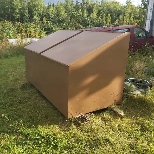 Metal  Dumpster, Container , Box