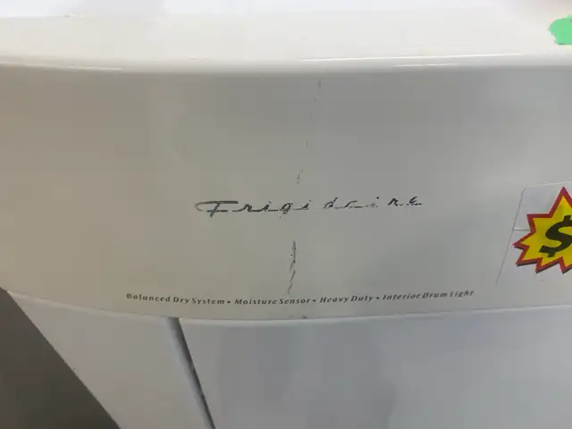 SÉCHEUSE FRIGIDAIRE À SEULEMENT 299 $!