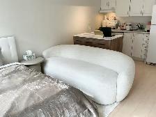Monthly Rental: Newly Furnished Hotel Condo by Eaton Center - Photo 3