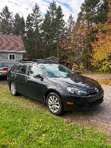 2014 Volkswagen Golf - Photo 2