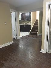 LEGAL 2 BEDROOM BASEMENT APARTMENT - Photo 3