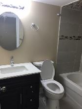 LEGAL 2 BEDROOM BASEMENT APARTMENT - Photo 8