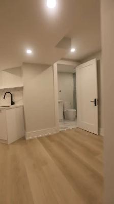 2Bedrooms Basement with separate entrance for rent, Mississauga - Photo 9