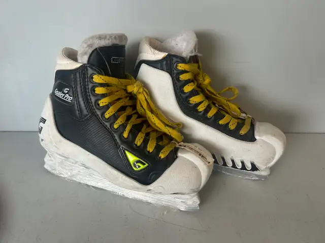 Sz. 8 Graf Goaler Pro Goalie Skates (10948666)
