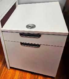 Small File Cabinet, Mobile Pedestal - Photo 2