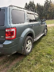 2012 ford escape 4x4 - Photo 2