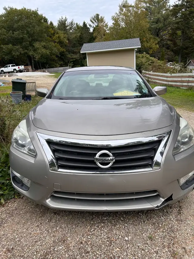 Nissan Altima SV 2013