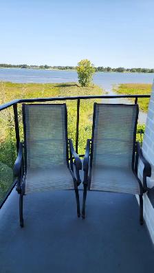Chaise patio