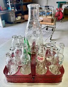 Vintage Metal Bottle Carrier (w Vintage Lot Of Glass Bottles) - Photo 10