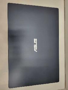 ASUS VivoBook 4gb 64GB SSD - Photo 3