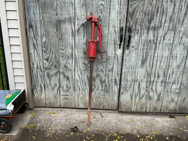 1945 Red Cast Iron & Steel Lever/Piston  Hand Water Pump !