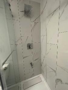 Spacious Modern 900 Sq. Ft. 1 Bedroom Basement Suite – Keswick - Photo 6