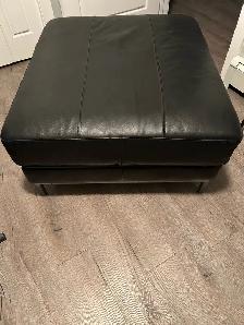 BLACK LEATHER OTTOMANS - Photo 2