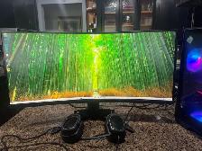 Custom Gaming Desktop PC with MSI Monitor - Photo 3