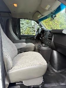 2019 Chevrolet Express Cargo Van BACKUP CAMERA/REAR HEATER - Photo 12