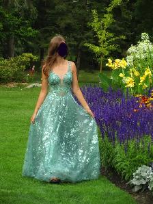 Vogue Prom / Grad dress size 0