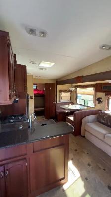 2013 crusader 5th wheel bunk - Photo 6