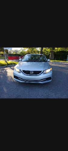 Honda Civic 2013 LX - Photo 2