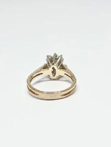 14k Oval shape Diamond Cluster Ring - Photo 3
