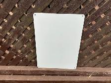 ‘SMILE YOU’RE ON CAMERA’ Tin Sign ! - Photo 2