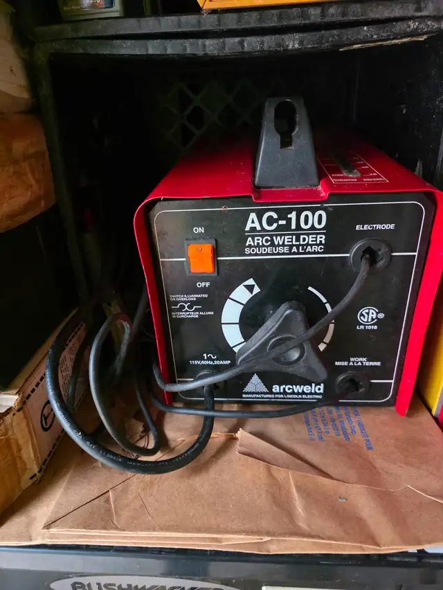 Lincoln Electric AC-100 AC100 Arc Welder