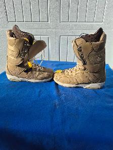 Snowboard Boots - Photo 2