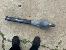 ONE STRONG YARDWORKS  ELECTRIC LEAF BLOWER - Photo 2