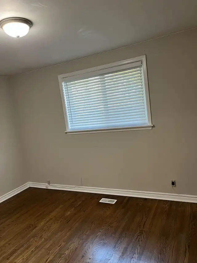Room for Rent in Brampton
