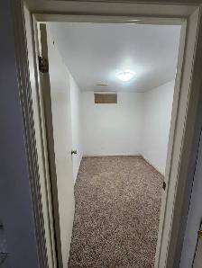 1 bedroom basement apartment  $1300, walkable to Square one, 403 - Photo 2