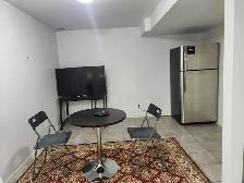 1 bedroom basement apartment  $1300, walkable to Square one, 403 - Photo 3