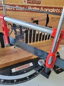 Mitre Saw Box - Photo 4