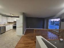 5 Beds 2 Baths House For rent - Photo 2