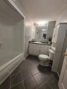 5 Beds 2 Baths House For rent - Photo 9