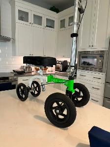 Knee Scooter/roller - Photo 3