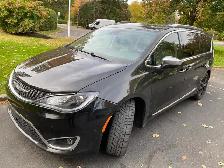 2017 Chrysler Pacifica Limited - Photo 2