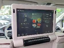 2017 Chrysler Pacifica Limited - Photo 10