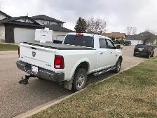 2012 Dodge Ram 2500 crew cab 4 x 4 - Photo 2