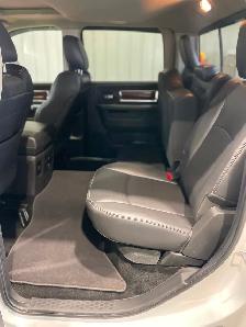 2012 Dodge Ram 2500 crew cab 4 x 4 - Photo 7