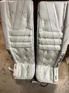 35 2 goalie pads